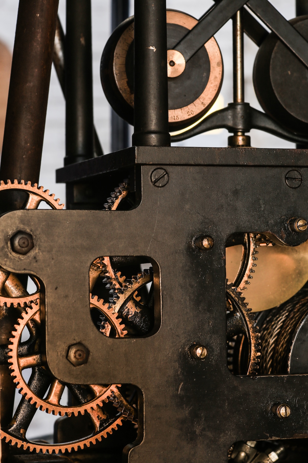The clock drive system of the telescope's mount