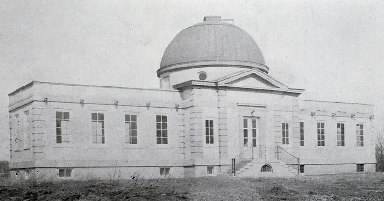 Fuertes Observatory in 1917